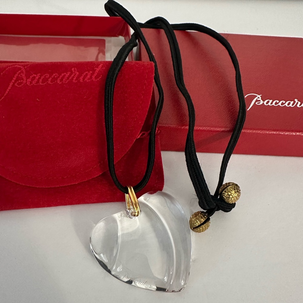 BACCARAT Crystal Iridescent Heart Pendant Necklace With Box